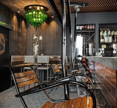 BAR2.jpg